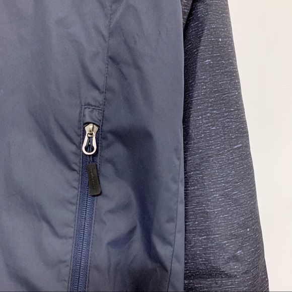 New Balance Well Worn and still Running Zip up size M - Picture 6 of 9